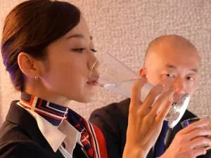 Anh trai xem sex bị em kế phát hiện nhưng bất ngờ là em ấy cũng thích xem