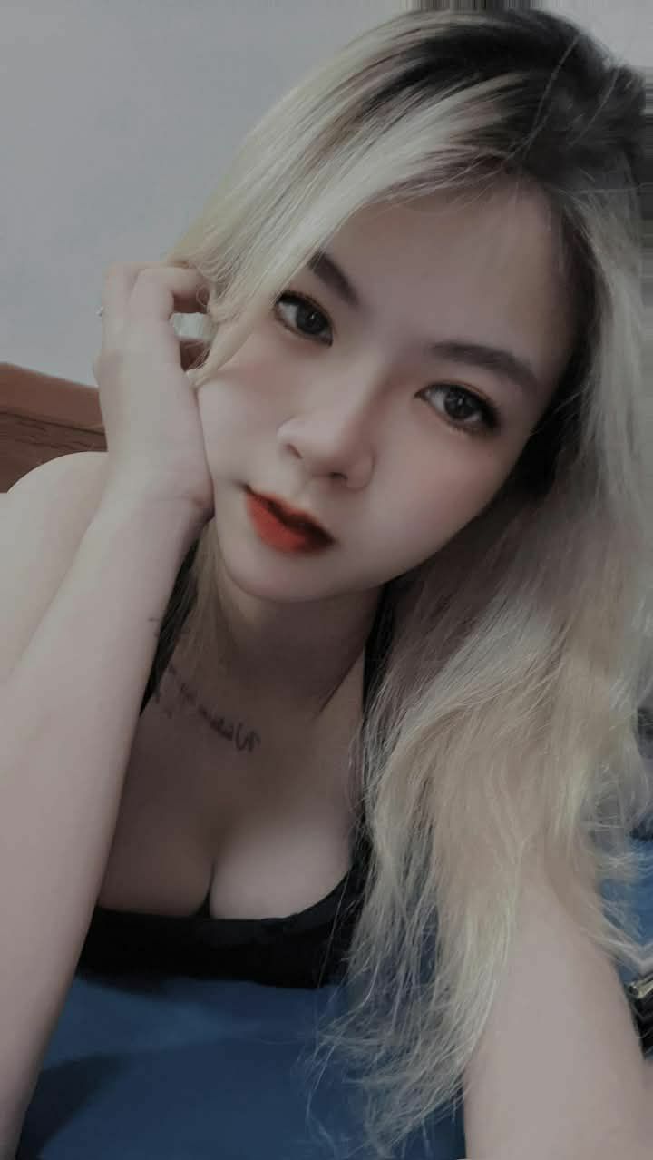 Trong cơn mê anh là chàng tỷ phú đụ em rồi lại bắn tinh ra
